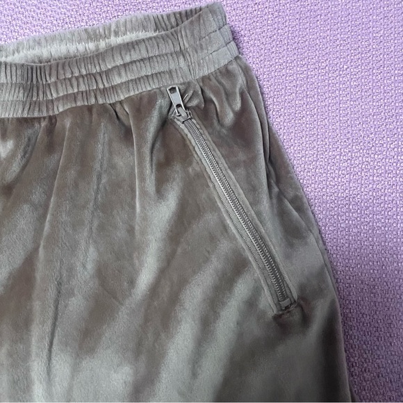 SKIMS Velour Track Pants Gold Womens size 2XL - Picture 9 of 9